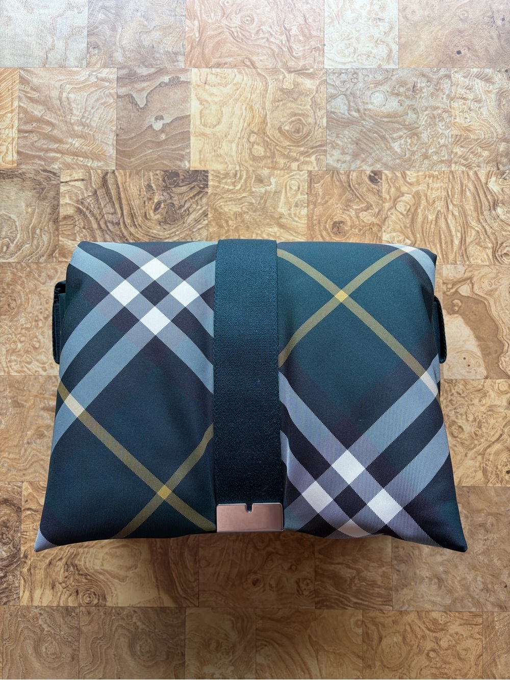 Men's green Burberry Bag with Gold Accent